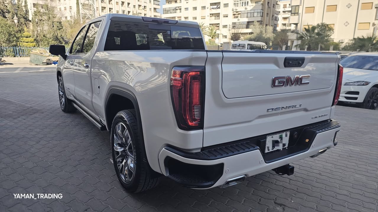 جي إم سي سييرا دينالي 2023 - صورة 5