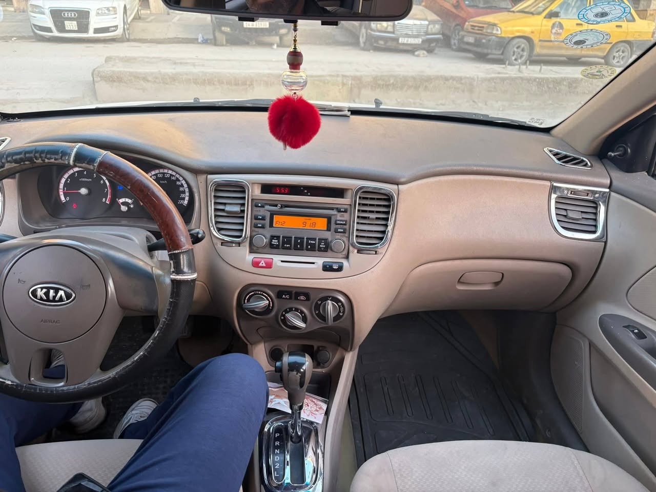 كيا ريو 2010 - صورة 5