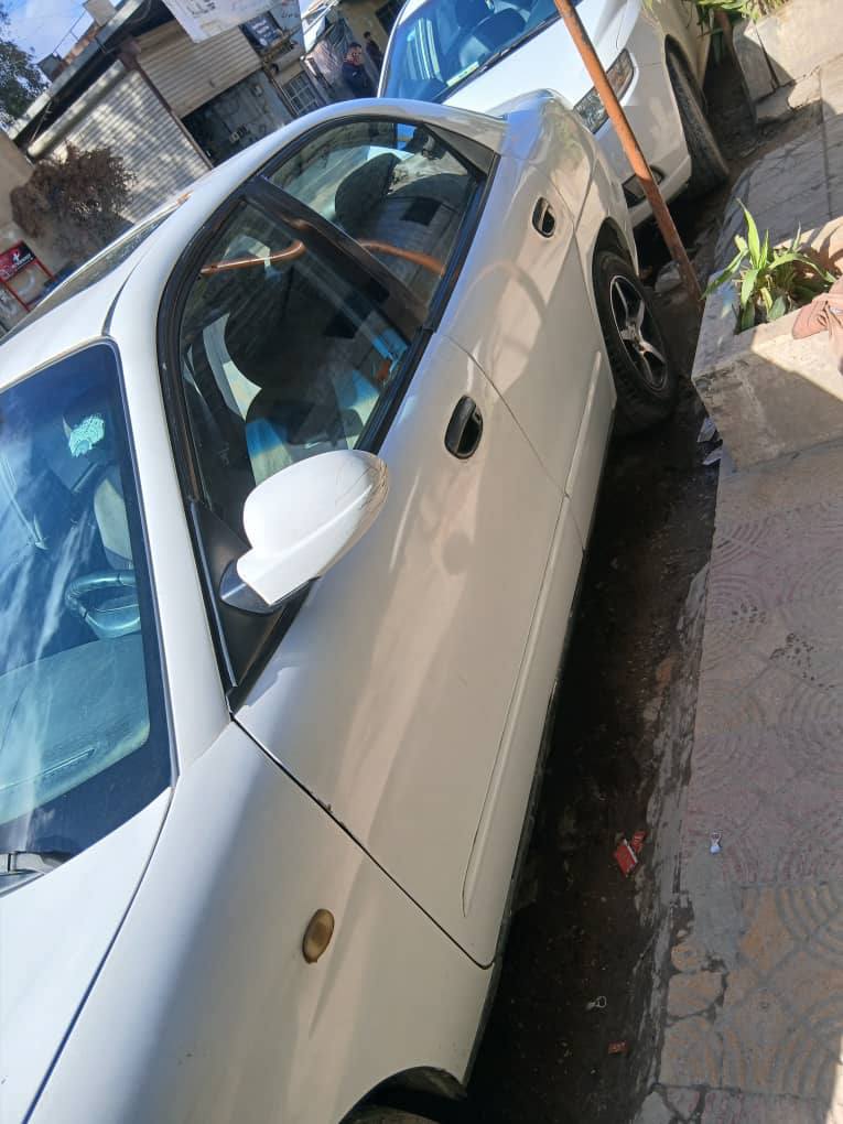 Daewoo Nubira 2000 - صورة 1