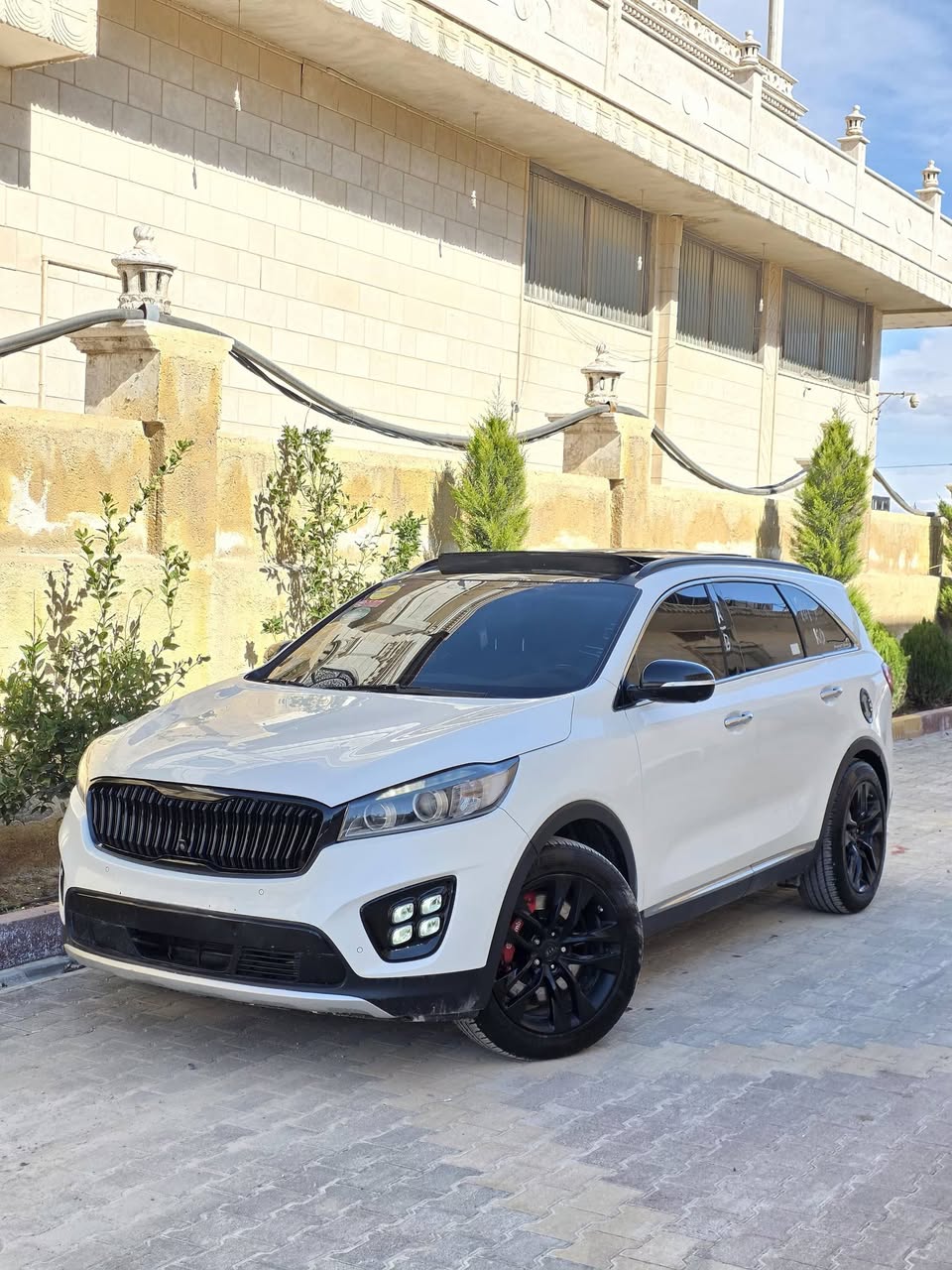 كيا سورنتو 2015 - صورة 1