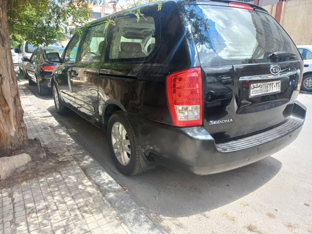 كيا كرنفال 2007 - صورة 5