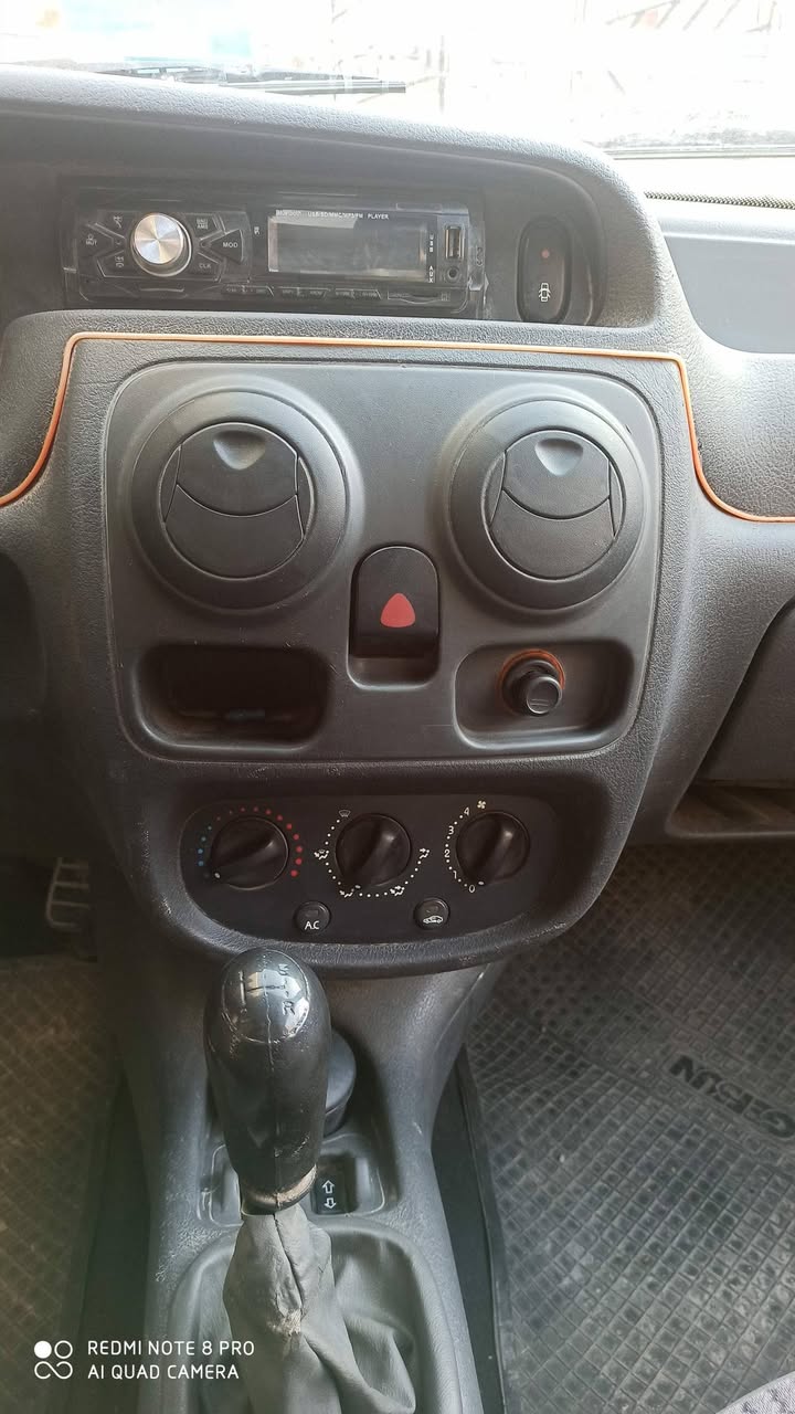 داسيا سولنزا 2003 - صورة 4