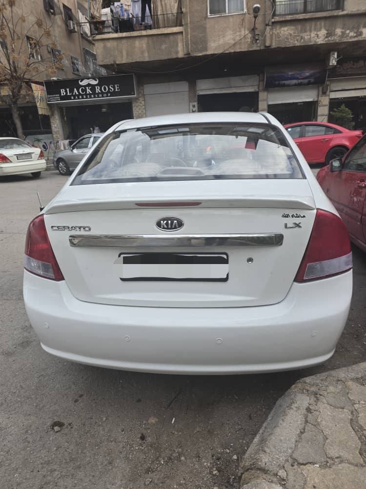 كيا سيراتو 2008 - صورة 2