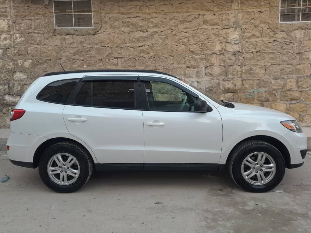 سي ام سانتافي 2012 - صورة 2