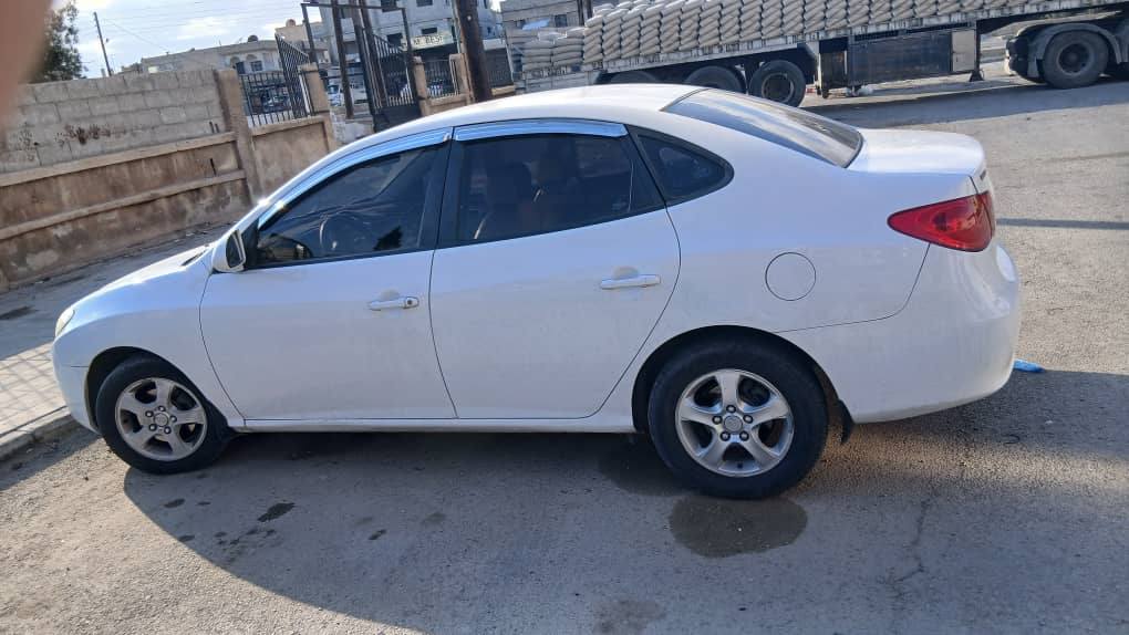 هيونداي افانتي 2008 - صورة 1