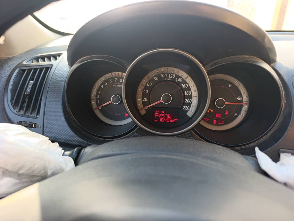 كيا سيراتو 2009 - صورة 4