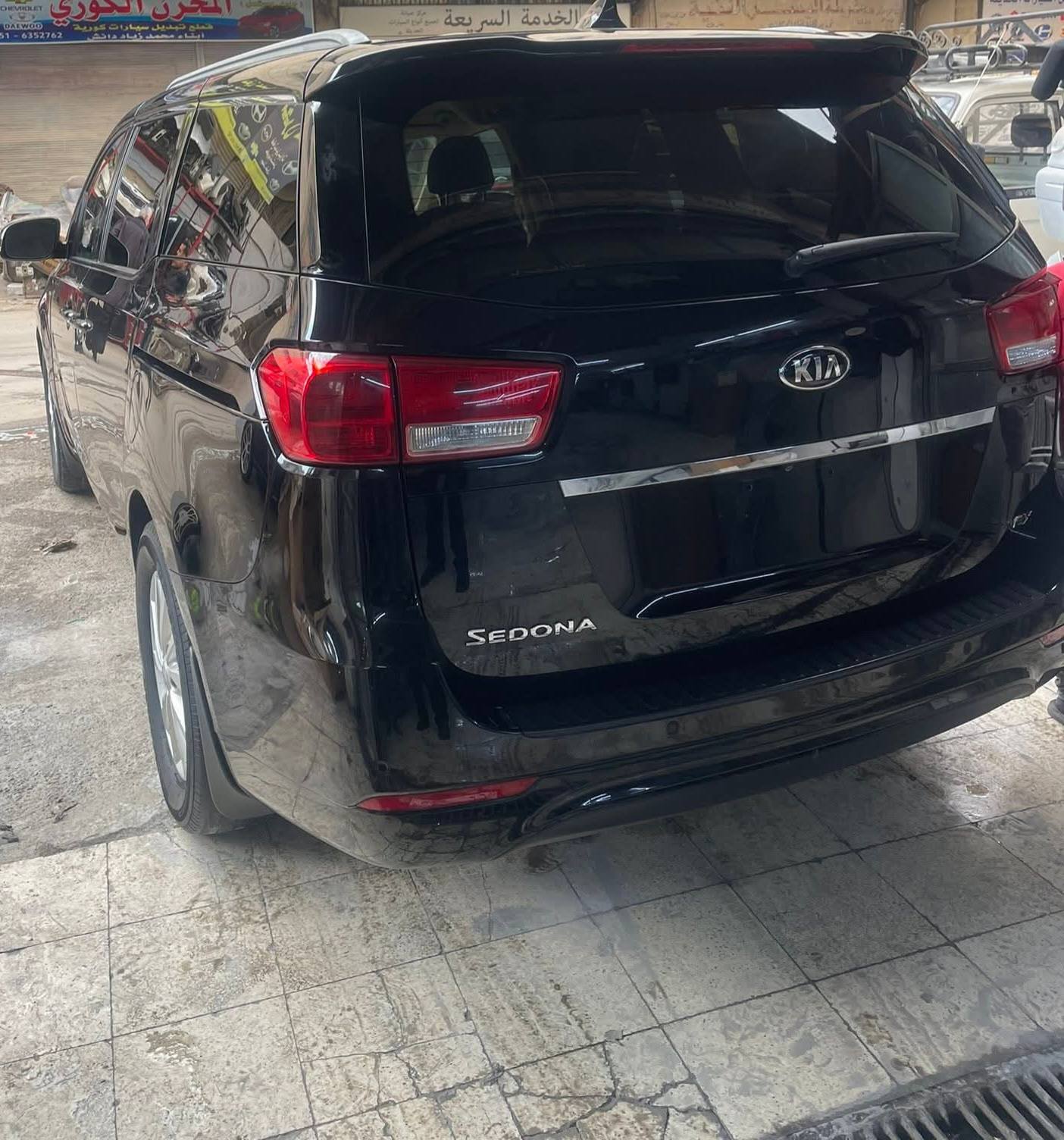 كيا سيدونا 2016 - صورة 2