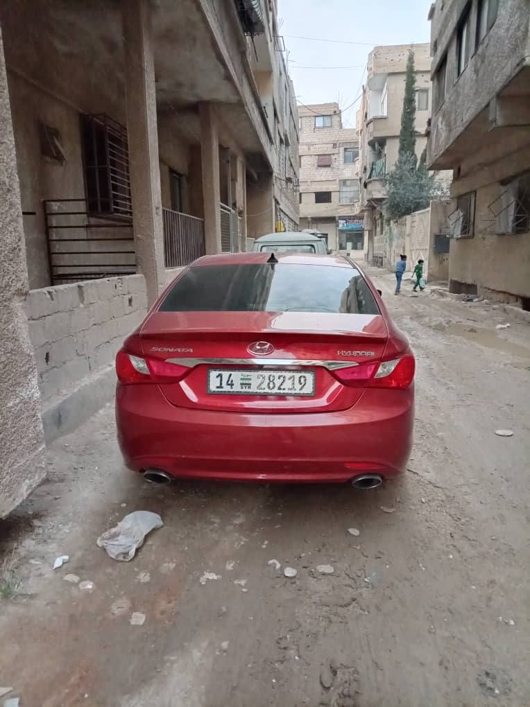 هيونداي سوناتا 2012 - صورة 2