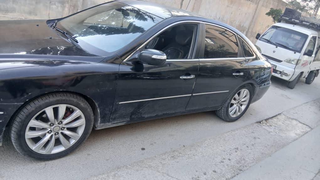 هيونداي ازيرا 2008 - صورة 2