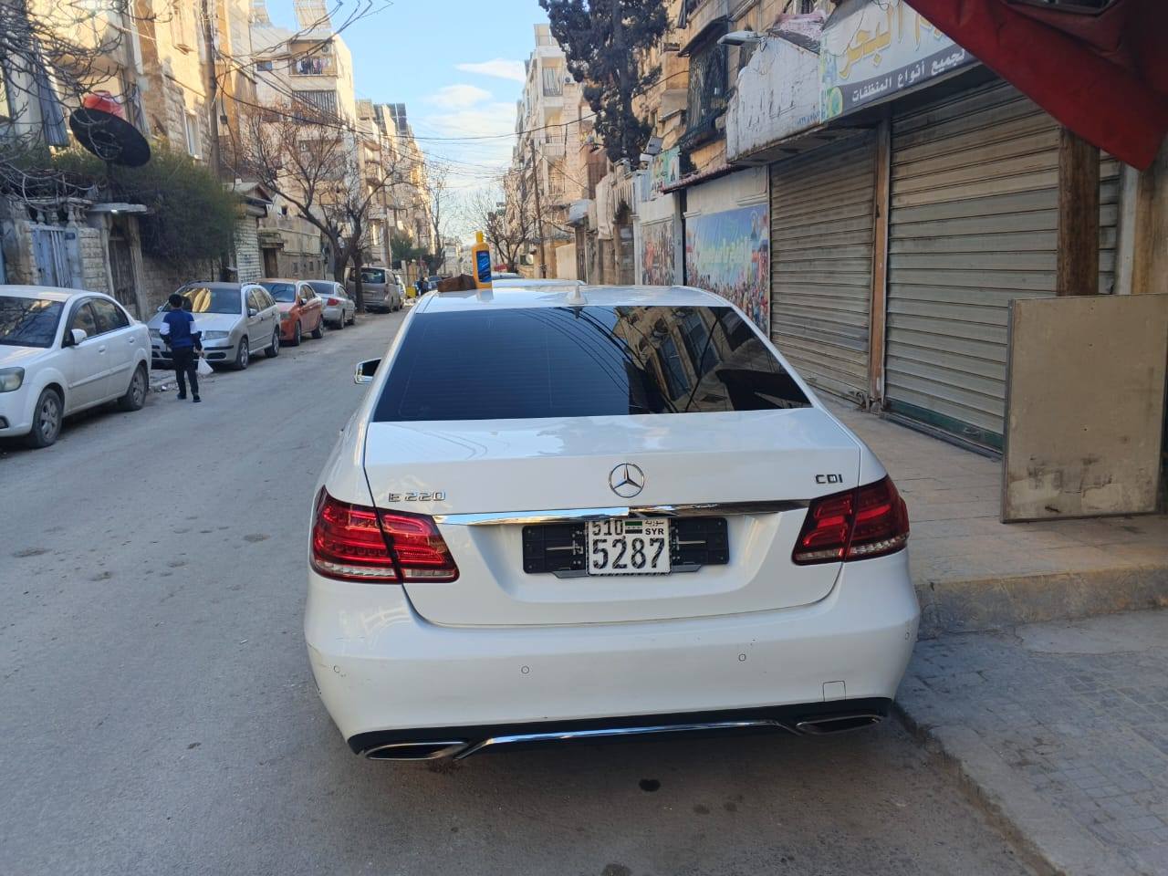 مرسيدس-بنز E220 2015 - صورة 4