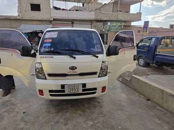 كيا بانكو ٢٧٠٠ 2014 - صورة 1