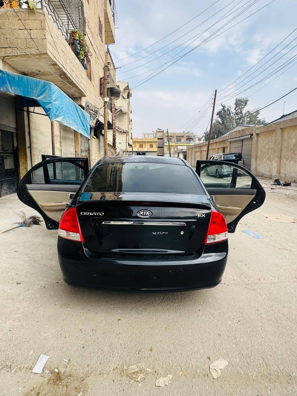 كيا سيراتو 2008 - صورة 2