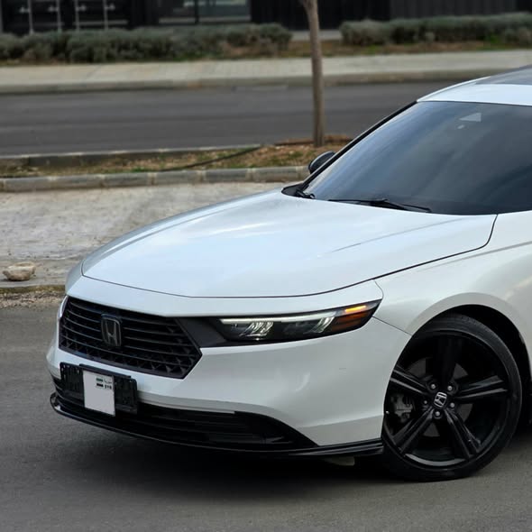 هوندا أكورد 2023 - صورة 1