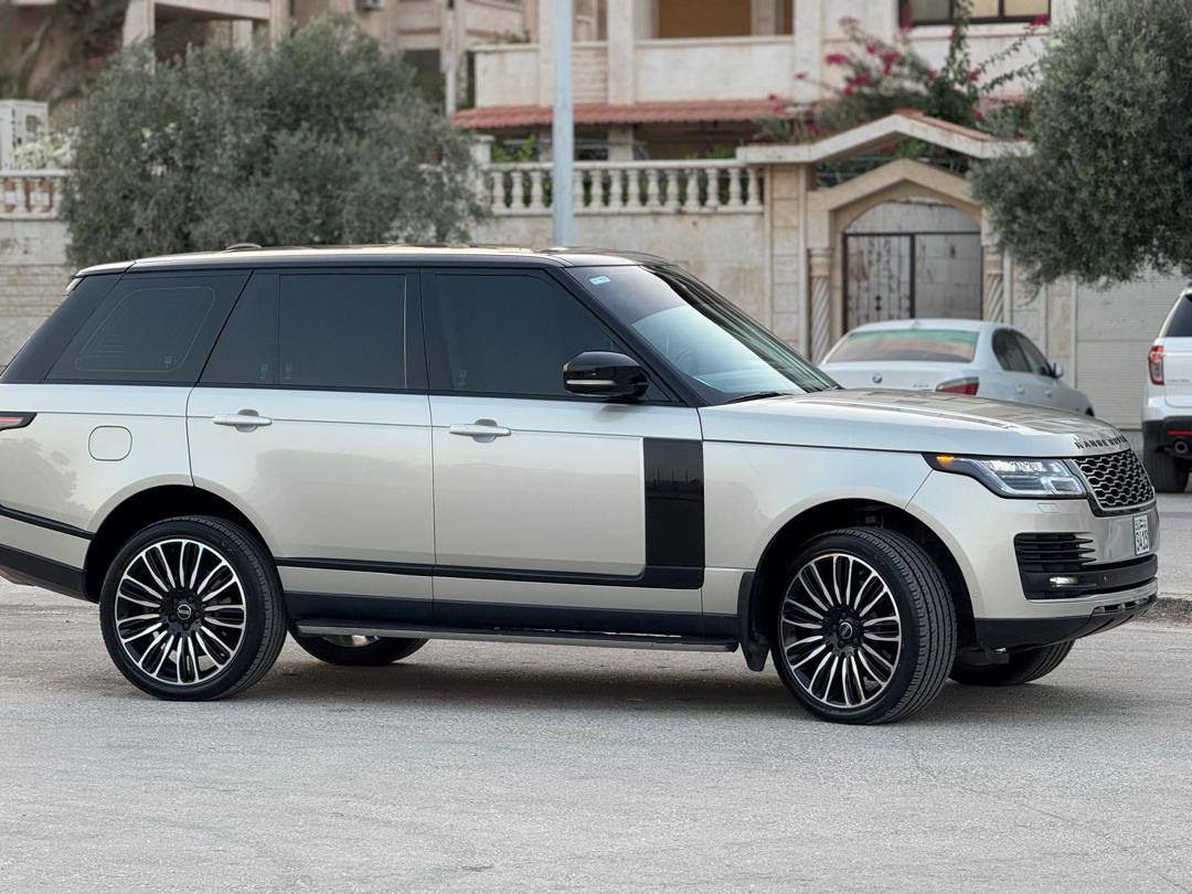 رينج روفر فوج 2013 - صورة 3