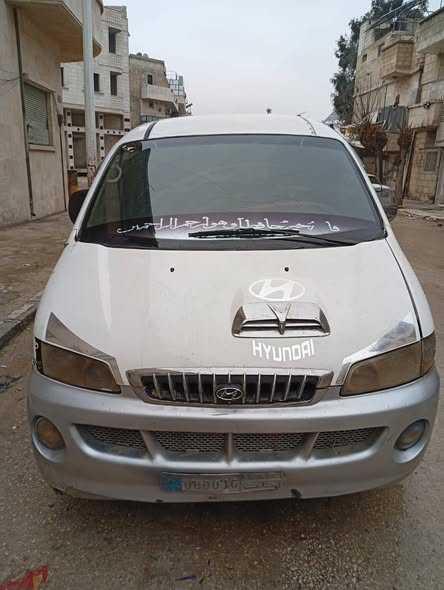 هيوانداي ستاريكس 2000 - صورة 2