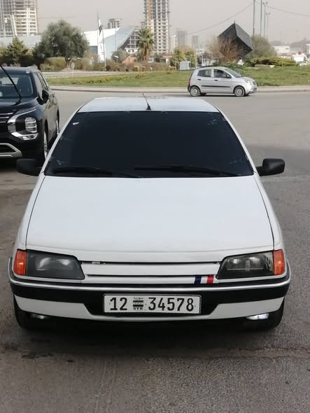 بيجو ٤٠٥ 1994 - صورة 3