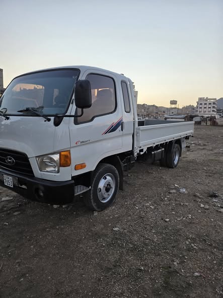 هيونداي إنتر 2008 - صورة 2