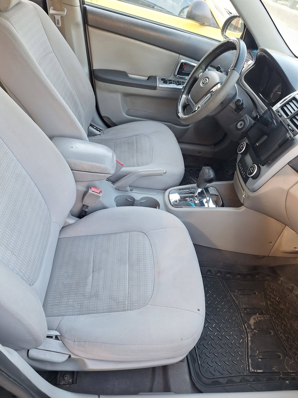 كيا سيراتو 2008 - صورة 3