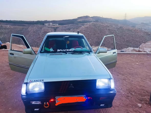 ميتسوبيشي لانسر 1983 - صورة 2