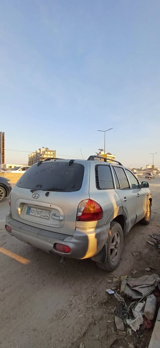 هيونداي سنتافي 2002 - صورة 3