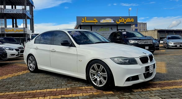 BMW 320 2011 - صورة 4
