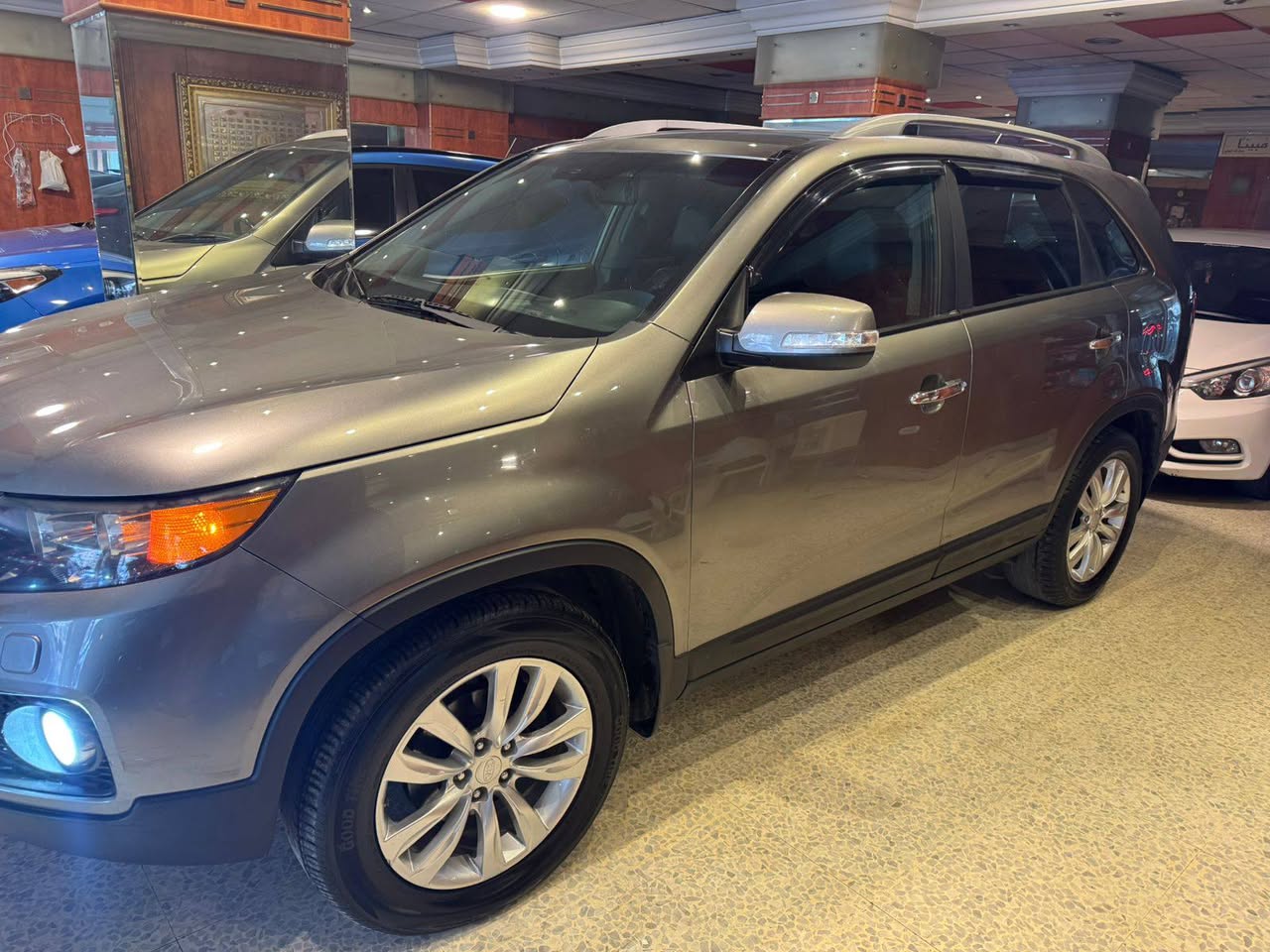 كيا سورينتو 2011 - صورة 2