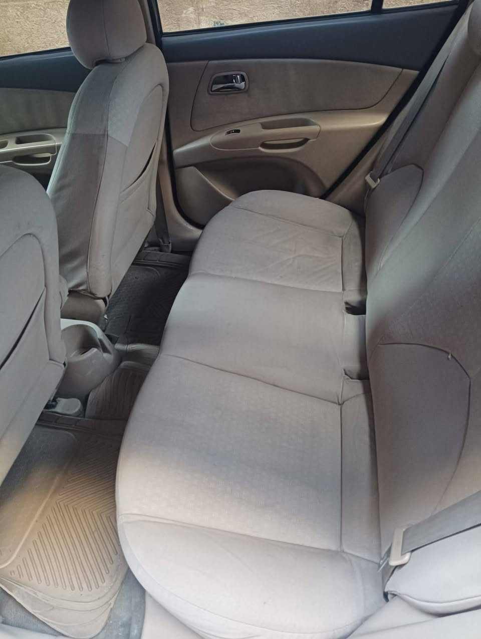 كيا ريو 2008 - صورة 4