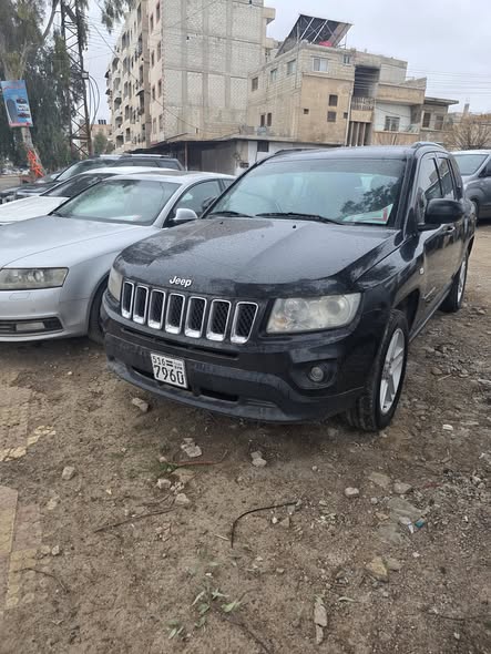 جيب شيروكي 2011 - صورة 2