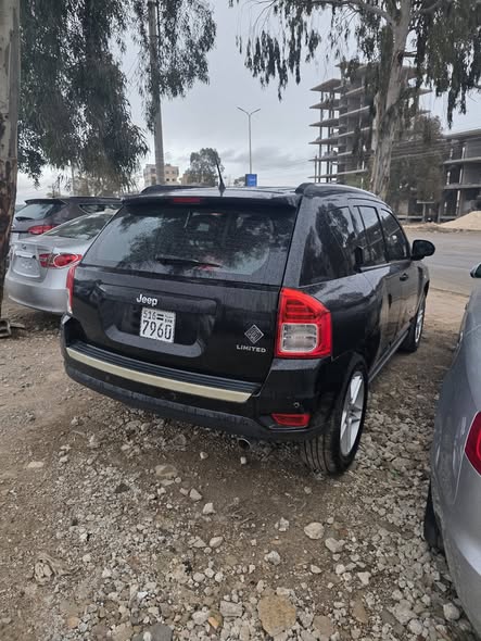 جيب شيروكي 2011 - صورة 5