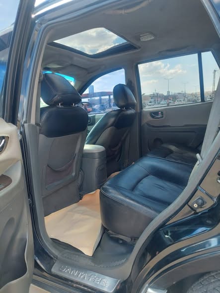 هيونداي سانتافي 2005 - صورة 4