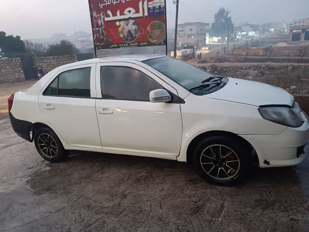 جيلي ام كي ون 2008 - صورة 3