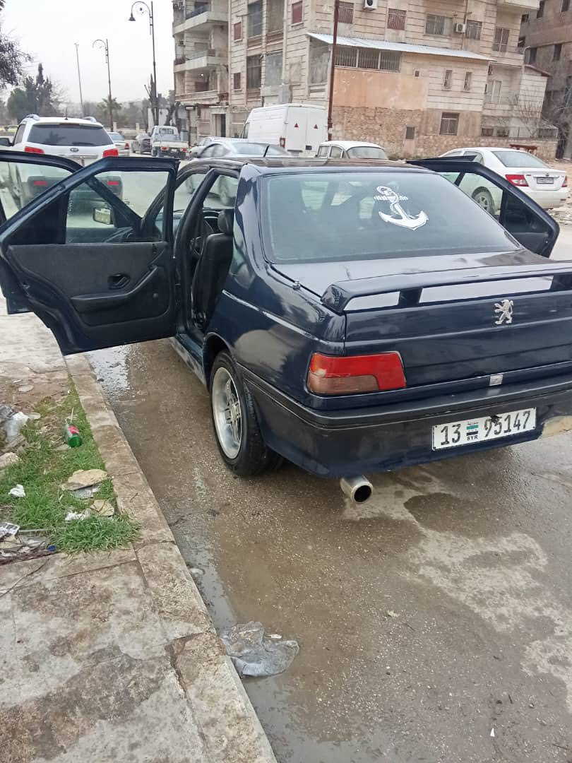 بيجيو 405 1993 - صورة 1