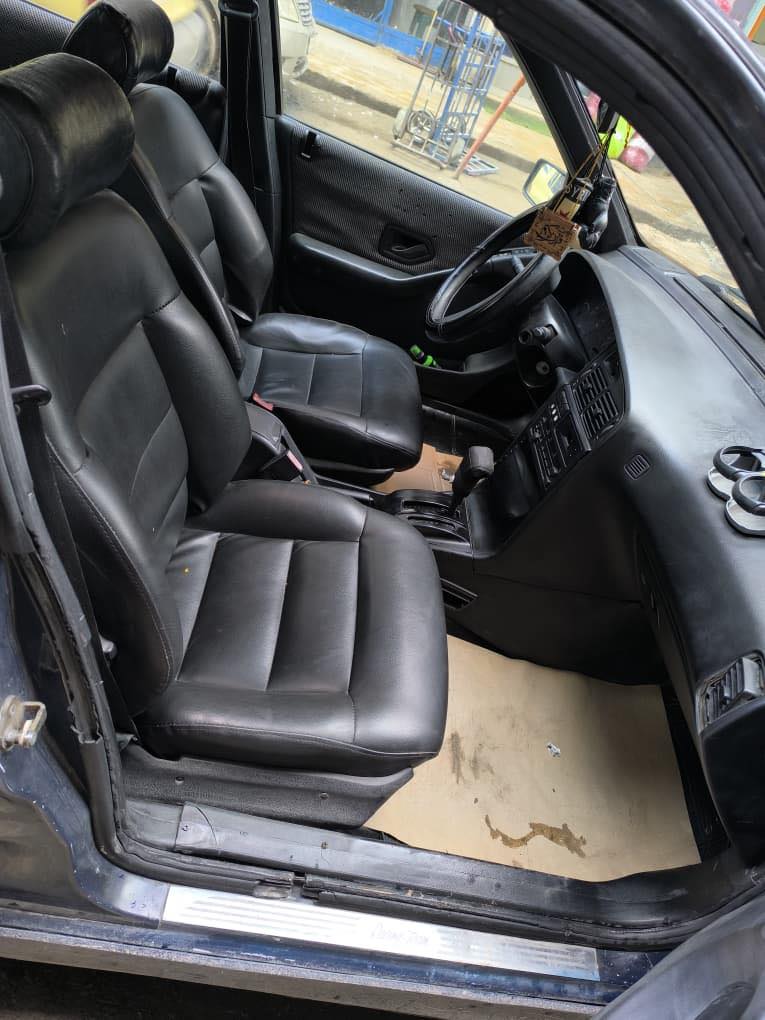 بيجيو 405 1993 - صورة 3