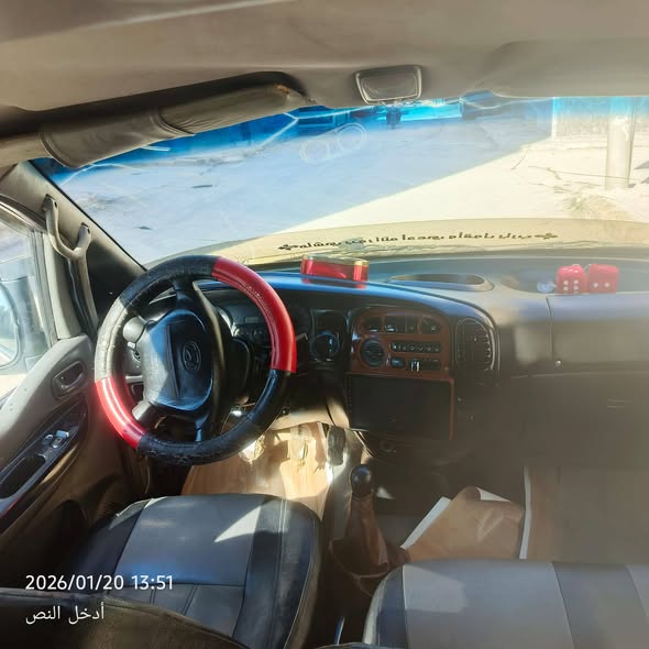 هيونداي ستاريكس 2005 - صورة 1