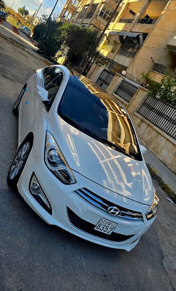 هيونداي 140 2012 - صورة 2