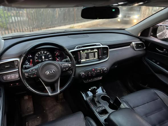 كيا سورينتو 2016 - صورة 4