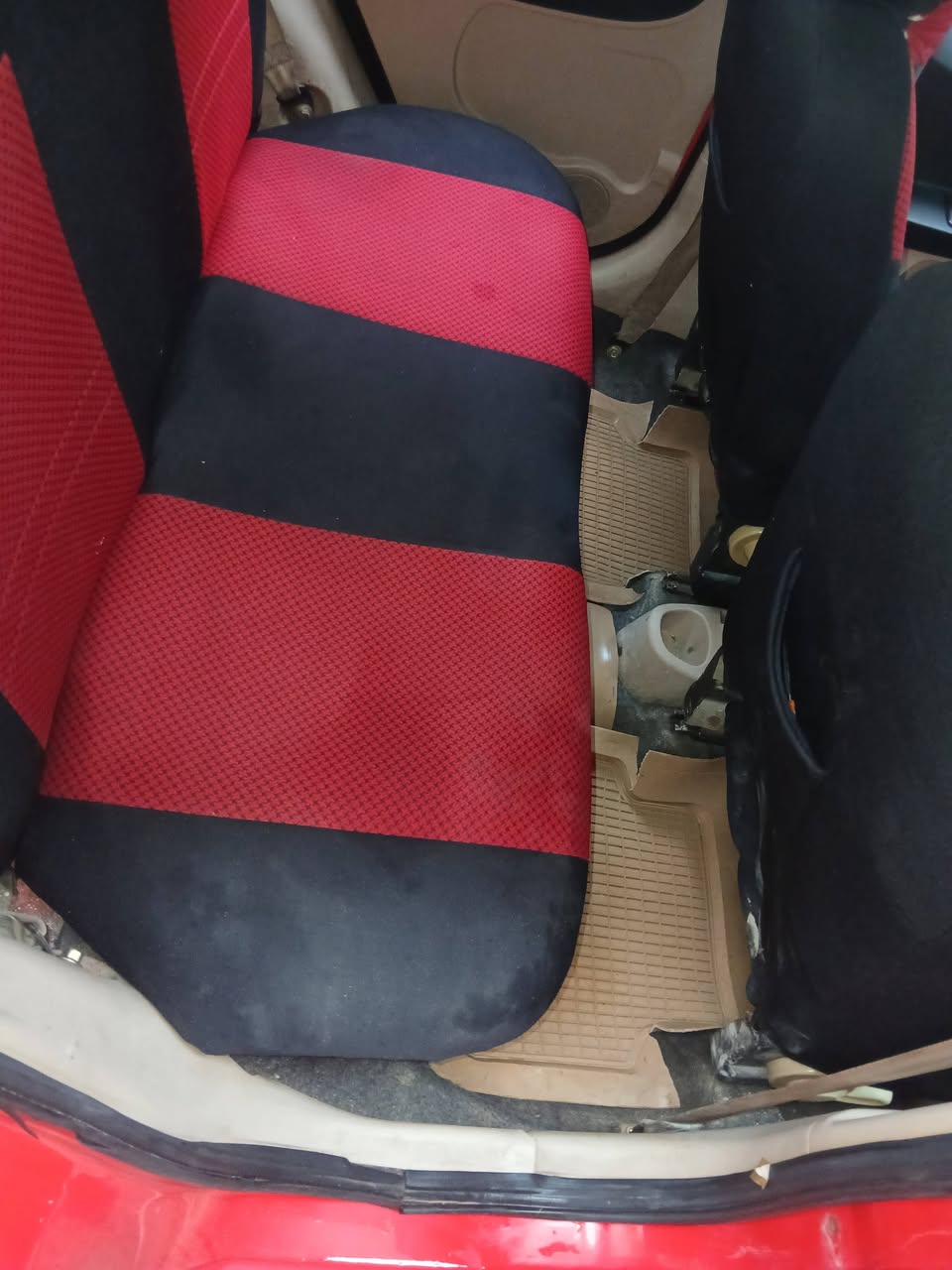 جيلي باندا 2010 - صورة 1