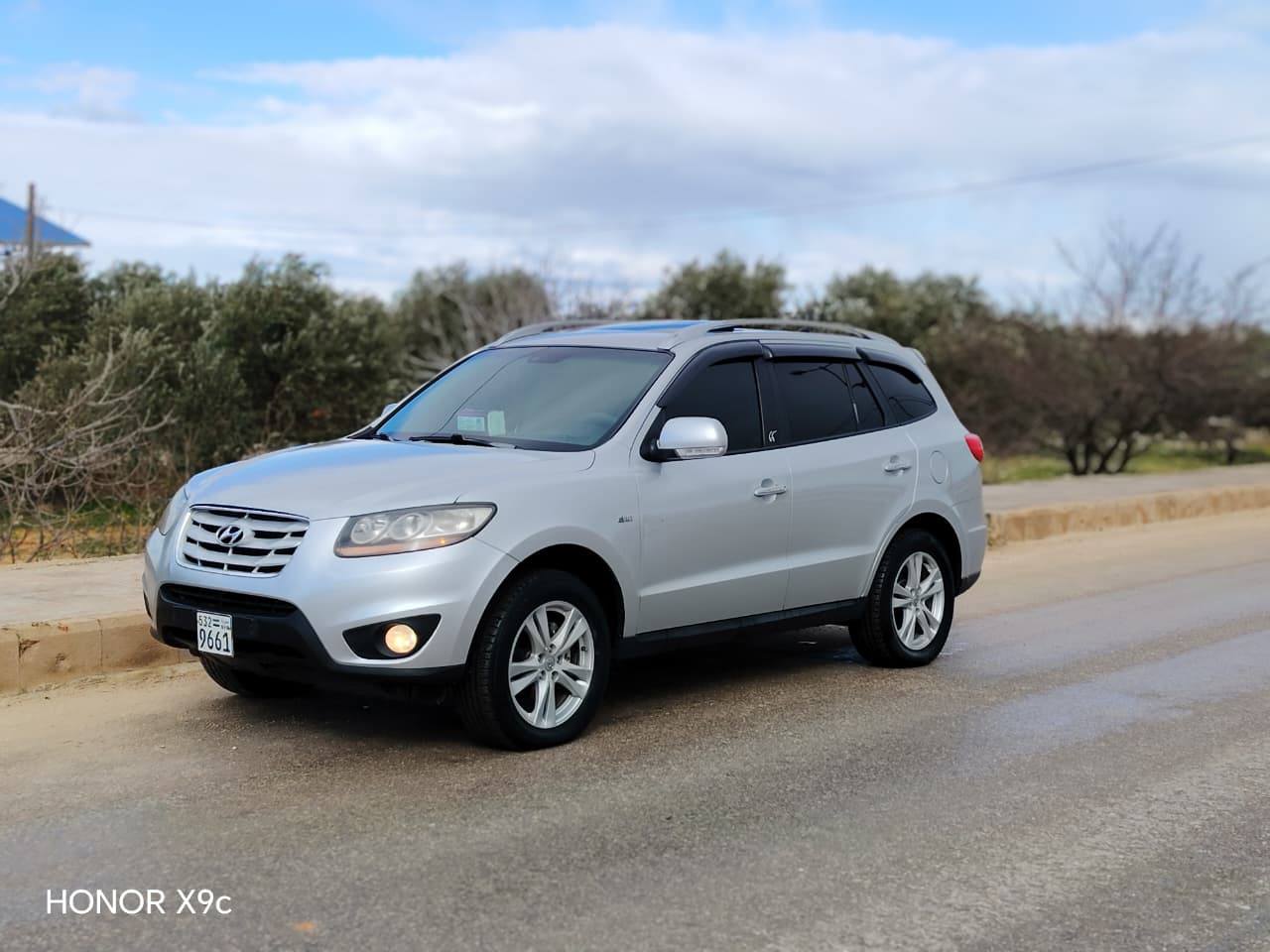 هيونداي سانتافي 2010 - صورة 2