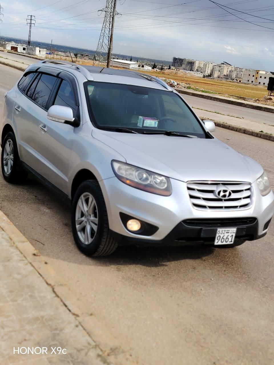 هيونداي سانتافي 2010 - صورة 4