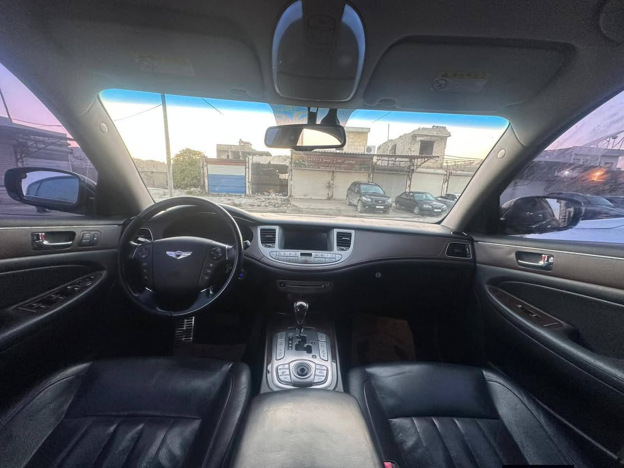 Hyundai Genesis 2009 - صورة 4