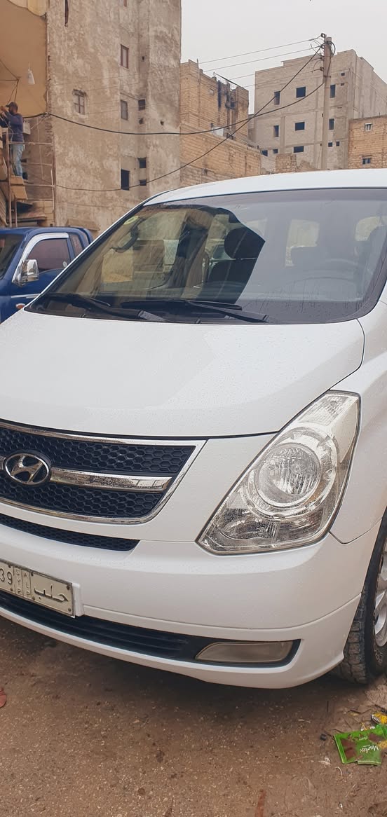 هيونداي ستاركس 2008 - صورة 1