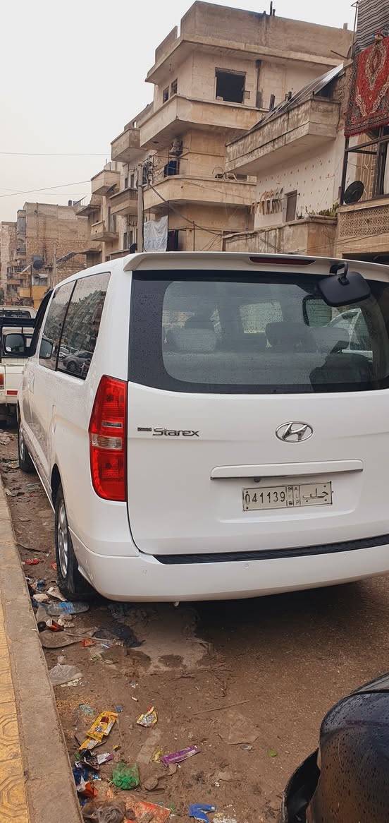 هيونداي ستاركس 2008 - صورة 2