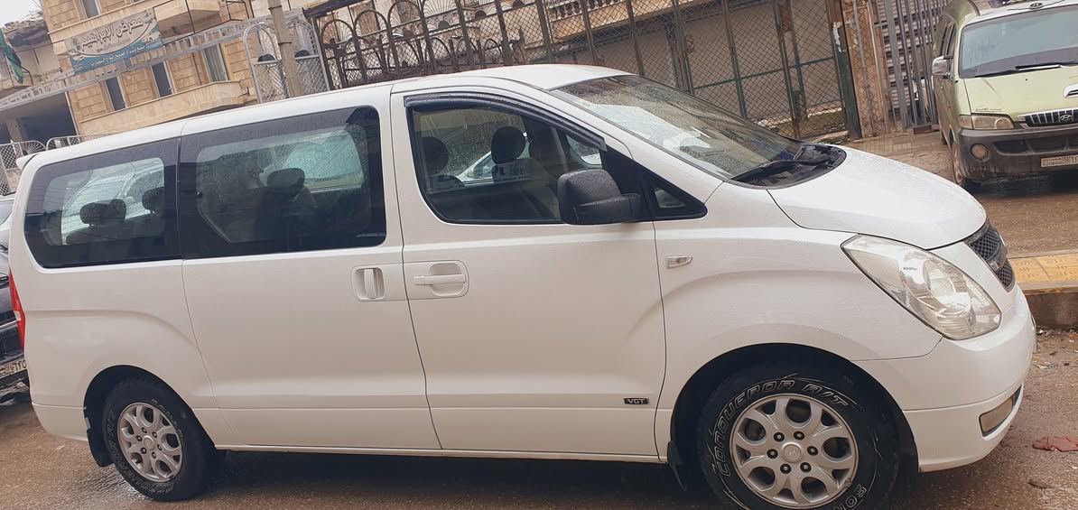 هيونداي ستاركس 2008 - صورة 3