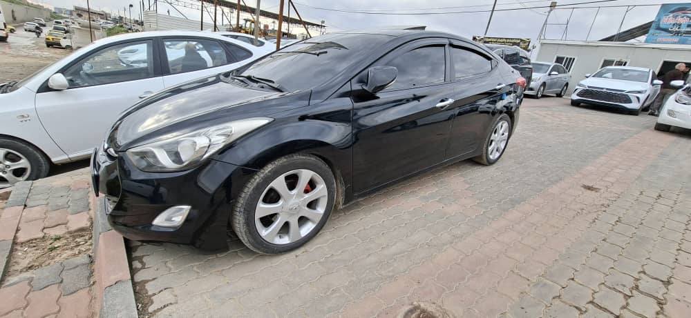 هيونداي افانتي 2012 - صورة 3