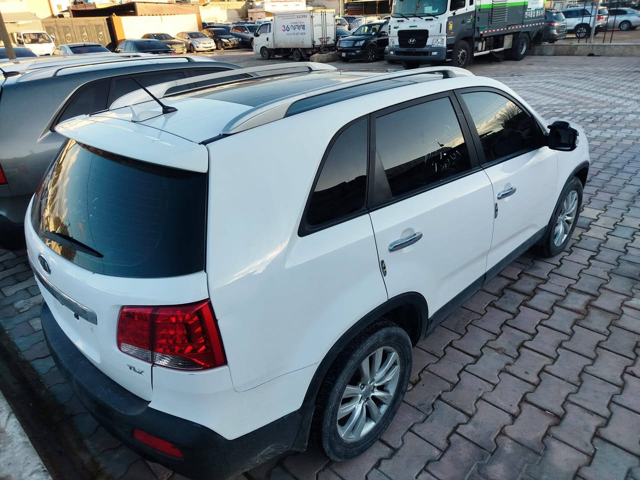 كيا سيرانتو 2011 - صورة 1