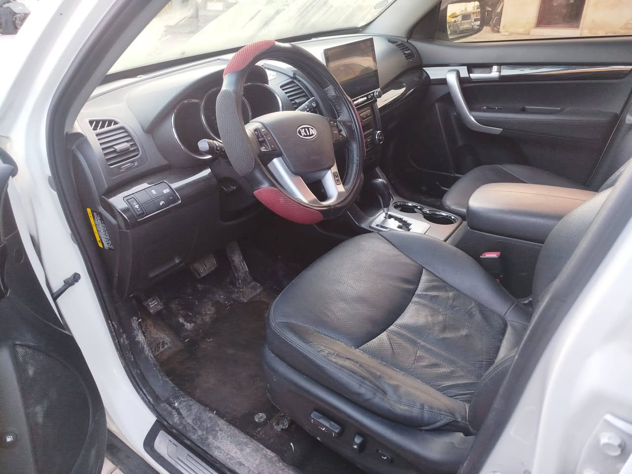 كيا سيرانتو 2011 - صورة 4