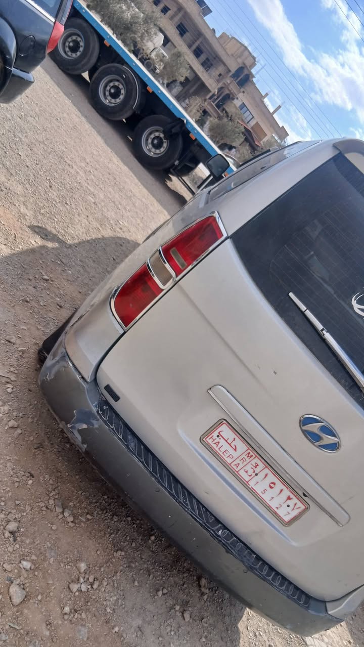 هيونداي H-1 2012 - صورة 4