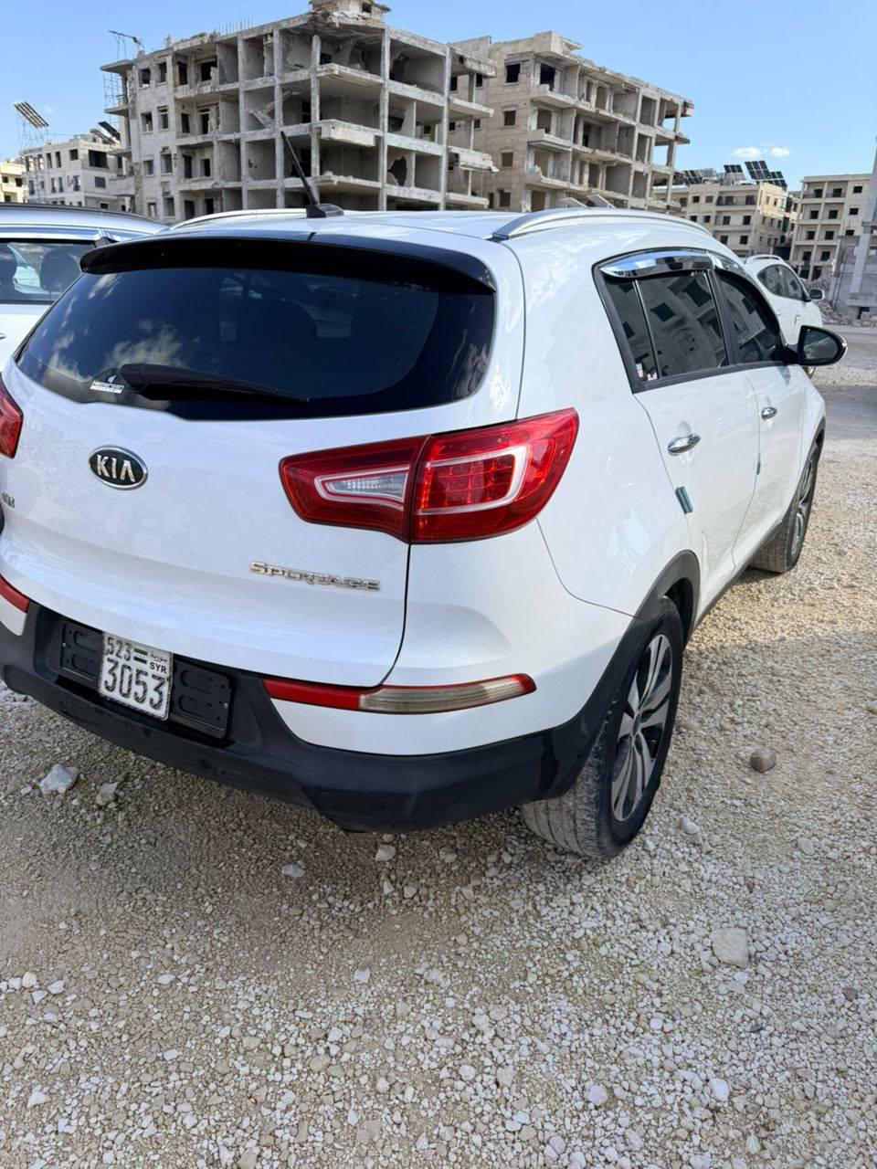 كيا سبورتاج 2011 - صورة 3