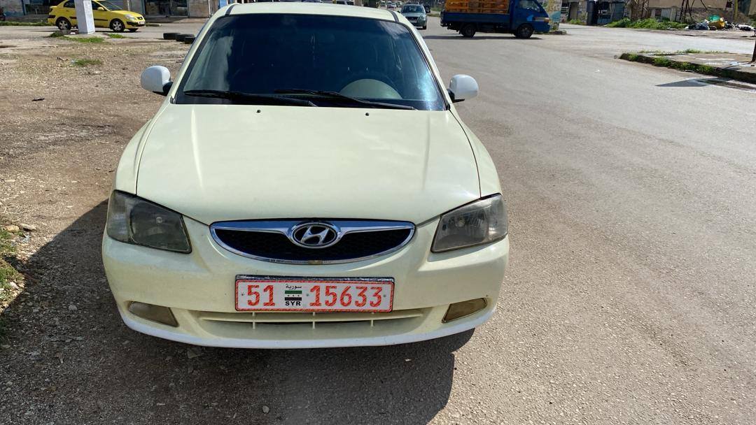 هيونداي فيرنا 2011 - صورة 1