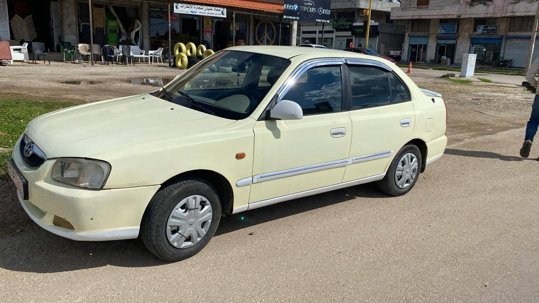 هيونداي فيرنا 2011 - صورة 2